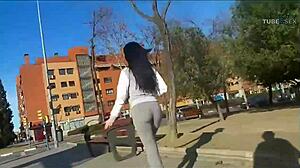 Tonåring i leggings: En dold kamera fångar hennes stygg sida