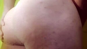 Massagem sensual se transforma em sessão de masturbação quente